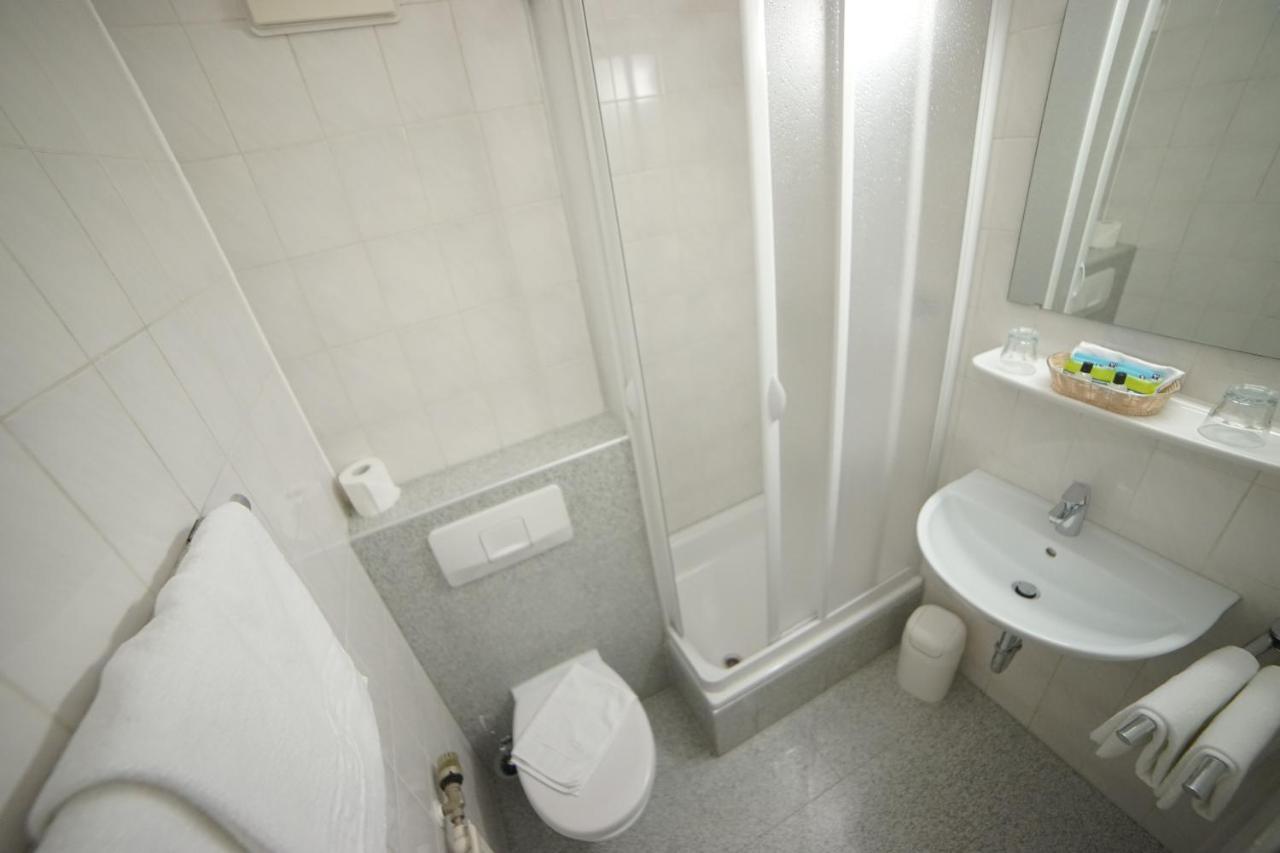Aparthotel Wangener Landhaus Щутгарт Екстериор снимка